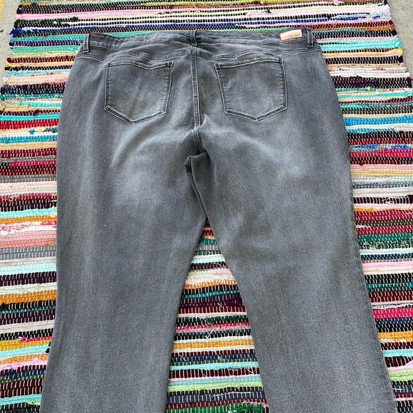 True Craft Gray Skinny Jeans-#1955+ - Picture 13 of 15